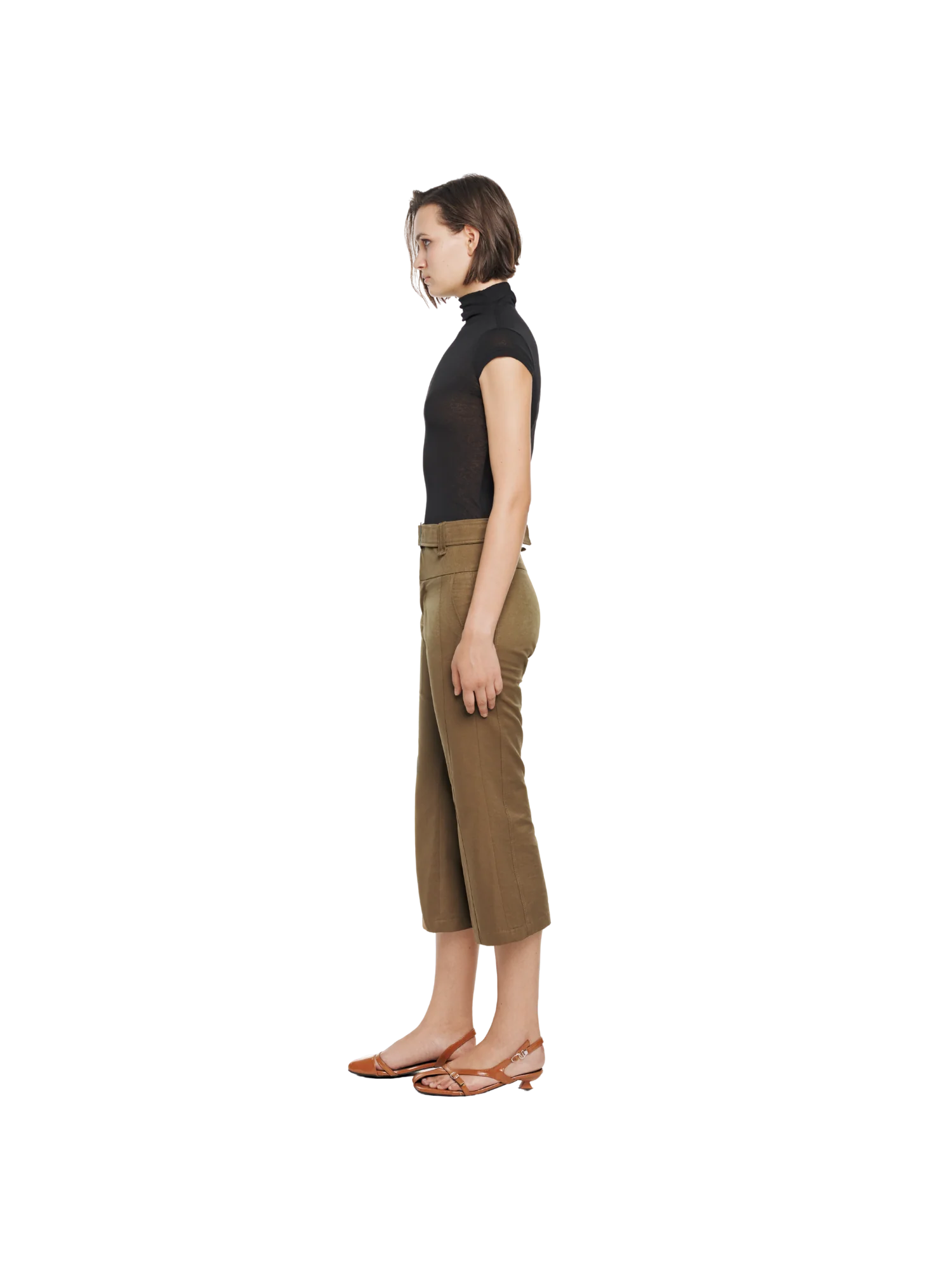 BELTED CAPRI PANTS