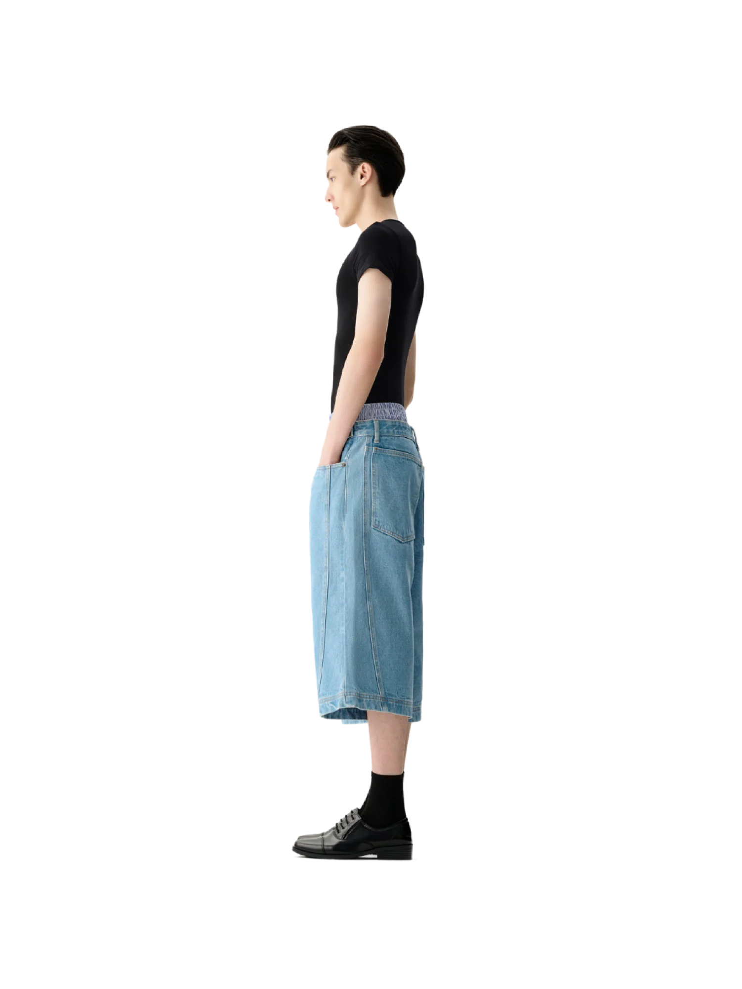 SLIM FIT SHORT SLEEVE TOP - BLACK