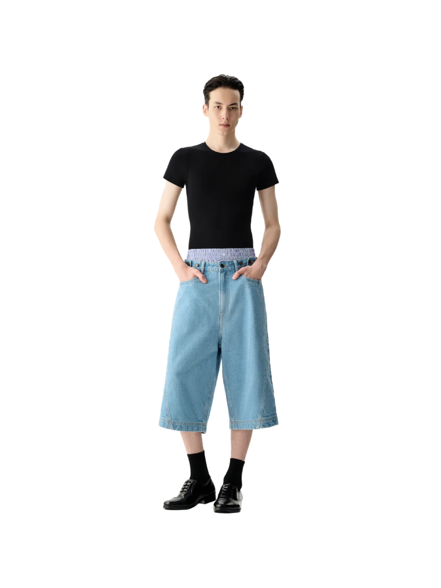 SLIM FIT SHORT SLEEVE TOP - BLACK